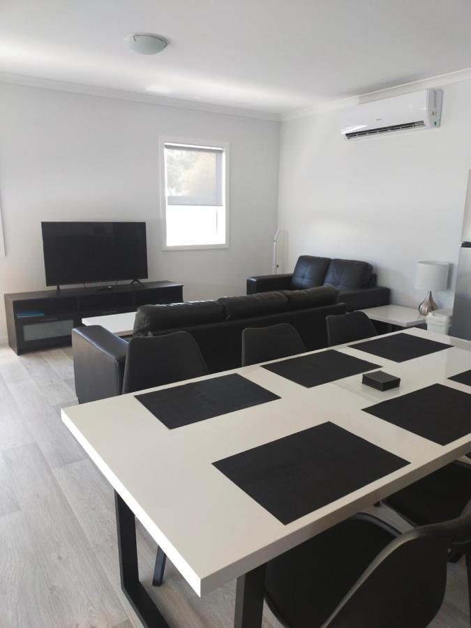 הוילה ג'וריאן Jurien Beachfront Holiday Units מראה חיצוני תמונה